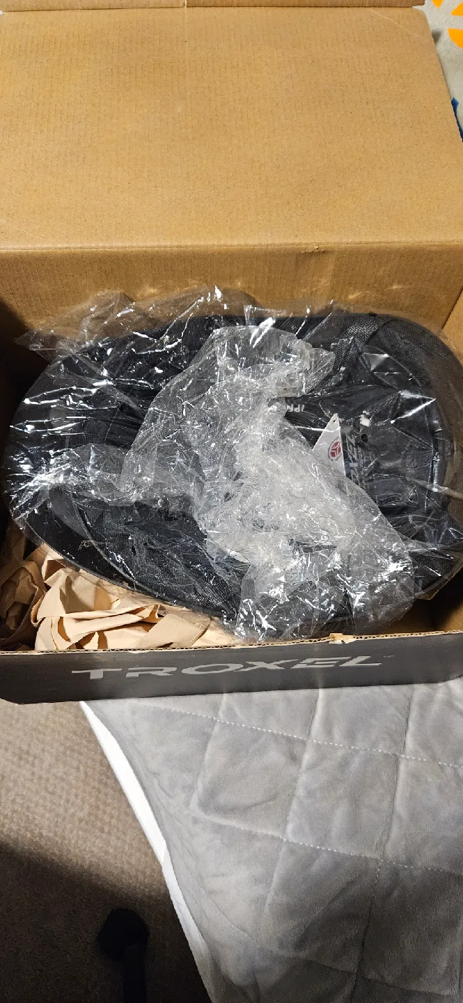 New Troxel Liberty Black Equestrian Helmet Size L image indicator(2)