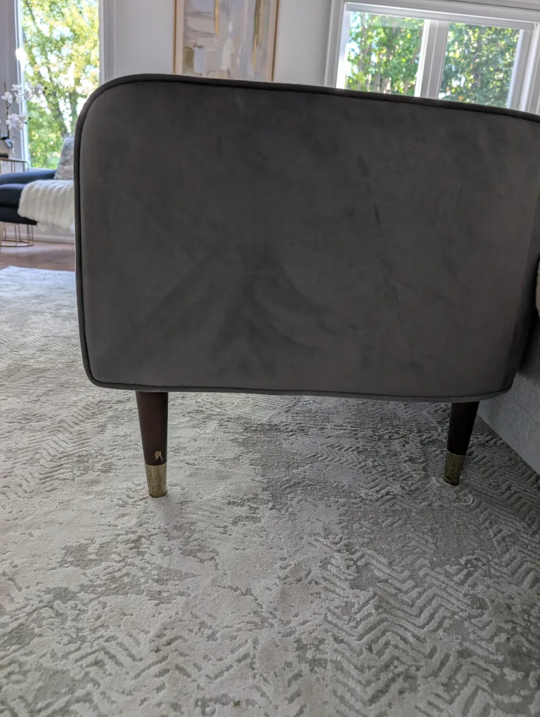 Grey Velvet Bench image indicator(2)