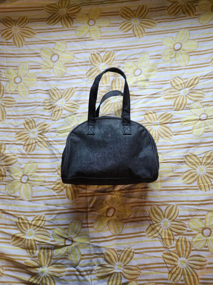 Little Twin Stars denim bowling style bag image indicator(2)