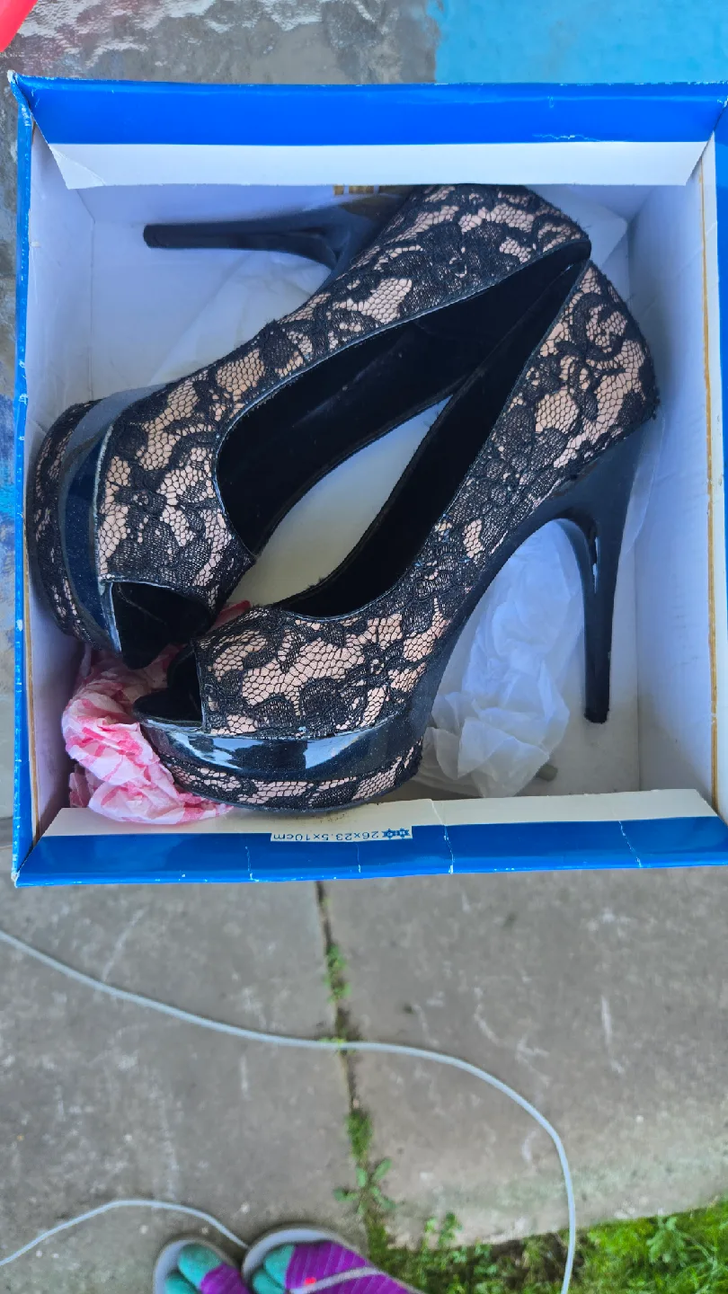 Call It Spring Exzelina Black Heels - image indicator(9)