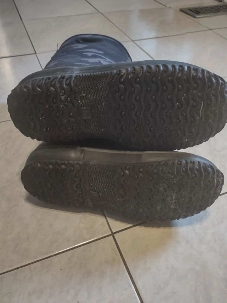 Black Camo Winter Boots - Kids Size 6 image indicator(3)