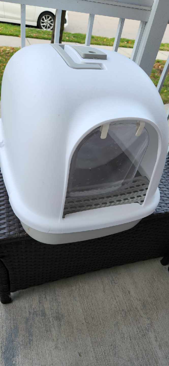White Hooded Cat Litter Box