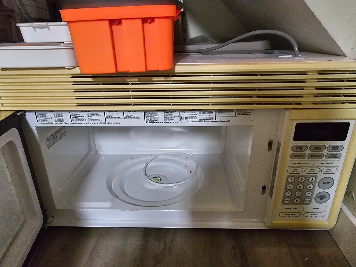 Magic Chef Microwave Oven image indicator(4)