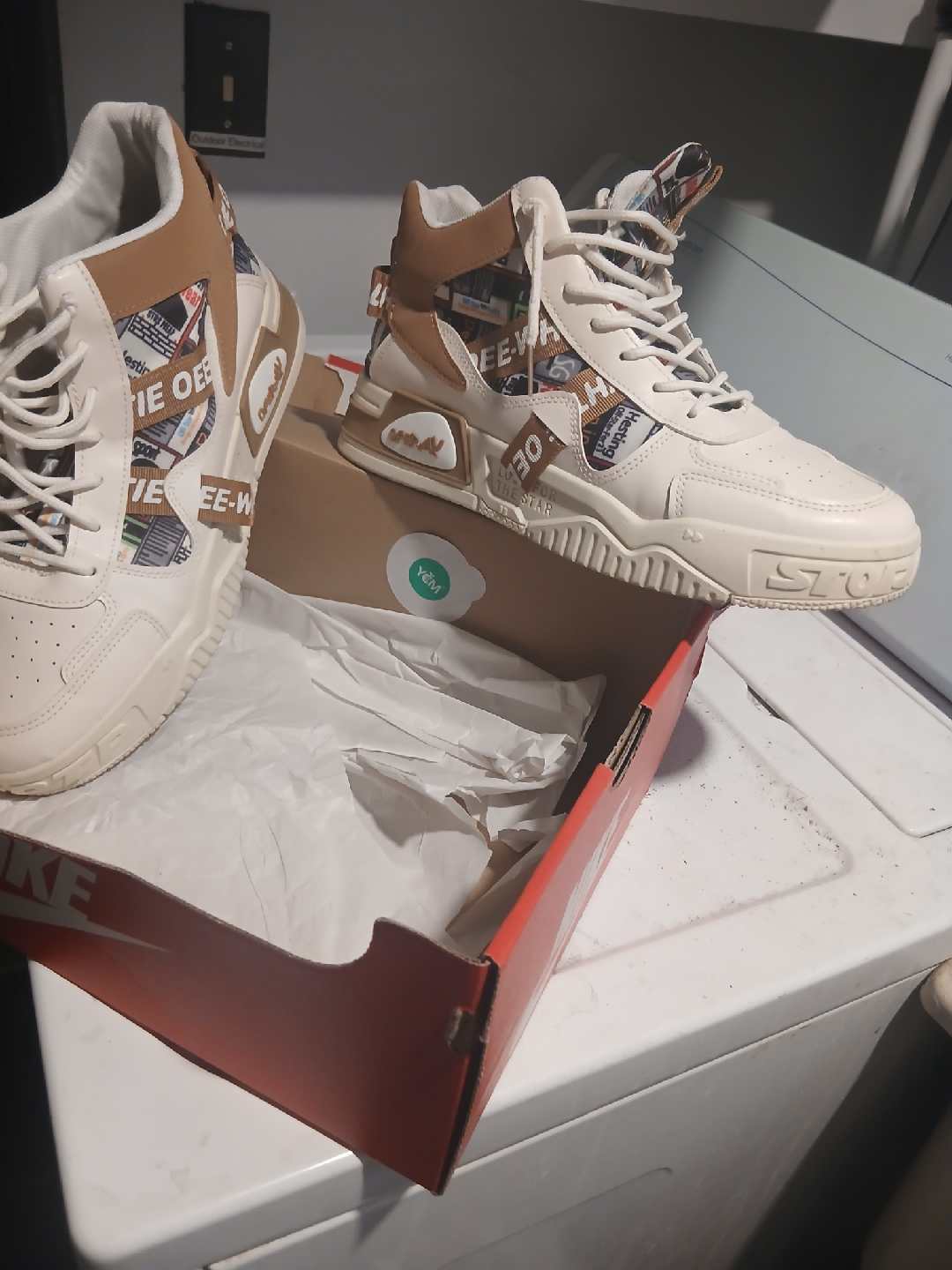 Off-White High-Top Sneakers - photo 3