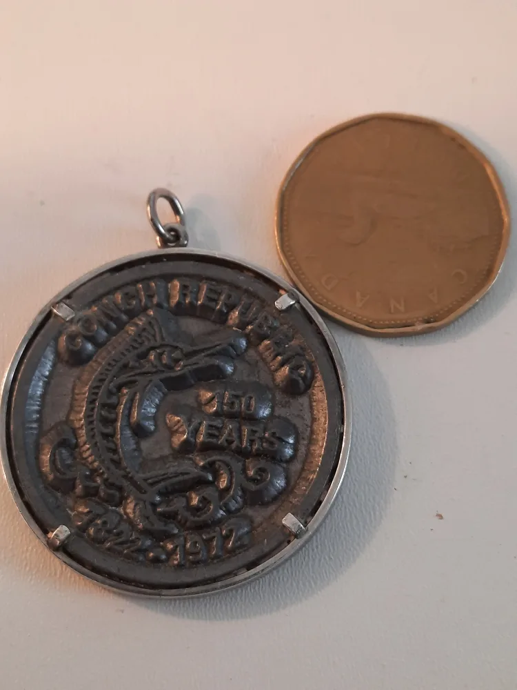Conch Republic 1822-1972 150 Years Pendant sterling silver frame image indicator(6)