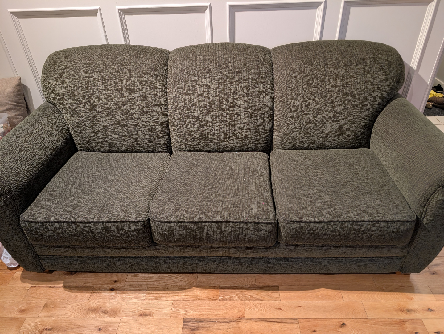 Comfortable 3-Seater Sofabed - Green