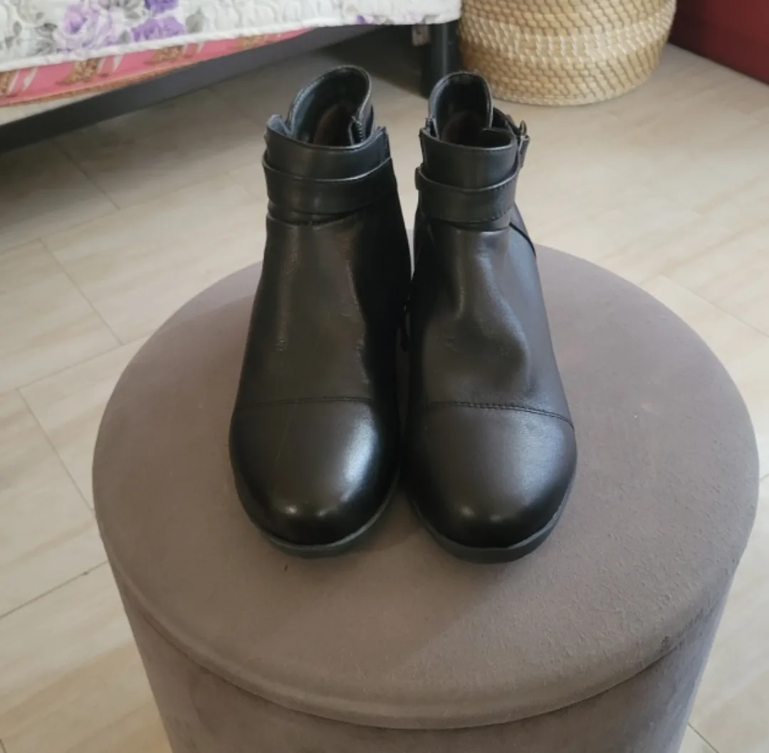 Black Ankle Boots image indicator(2)