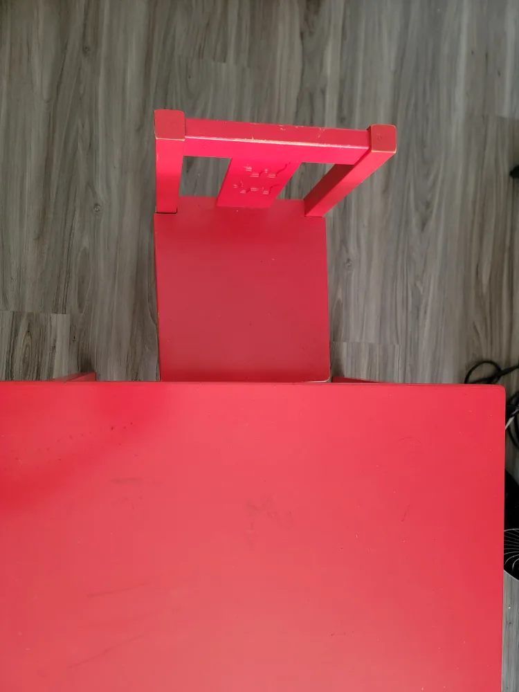 Red Kids Table and Chair Set image indicator(3)