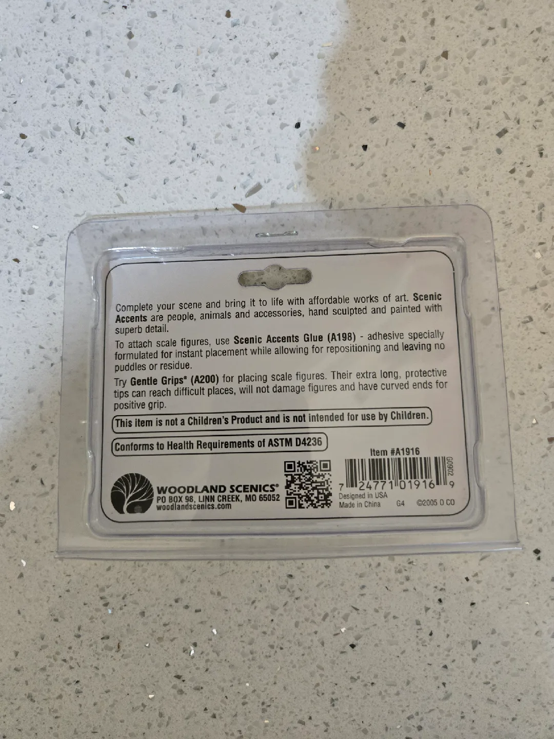 Woodland Scenics Park Bums HO Scale A1916 image indicator(2)