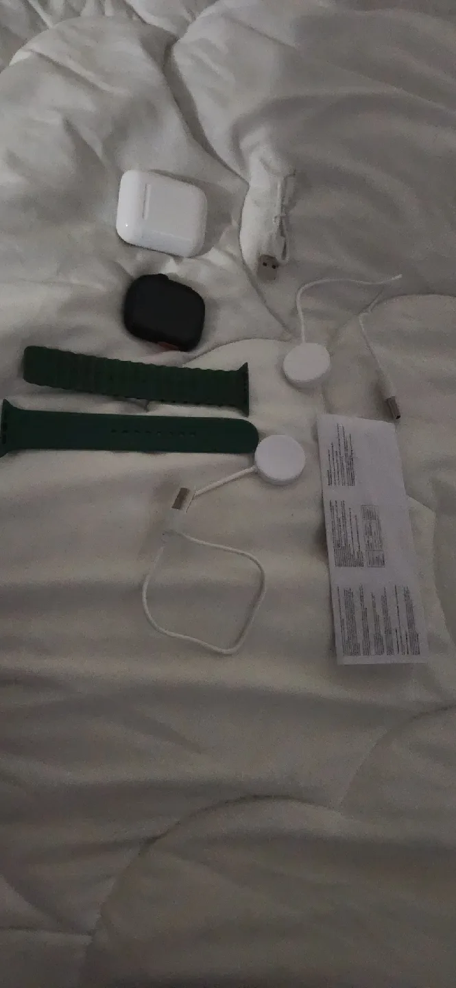 i8 Ultra Earphones + Big 2.0 Infinite Display image indicator(2)