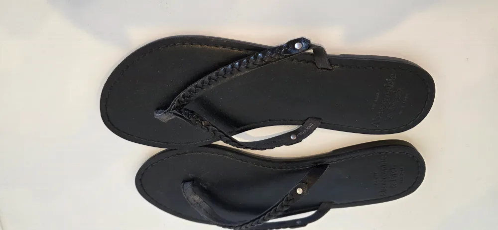 Abercrombie & Fitch Black Sandals thumbnail
