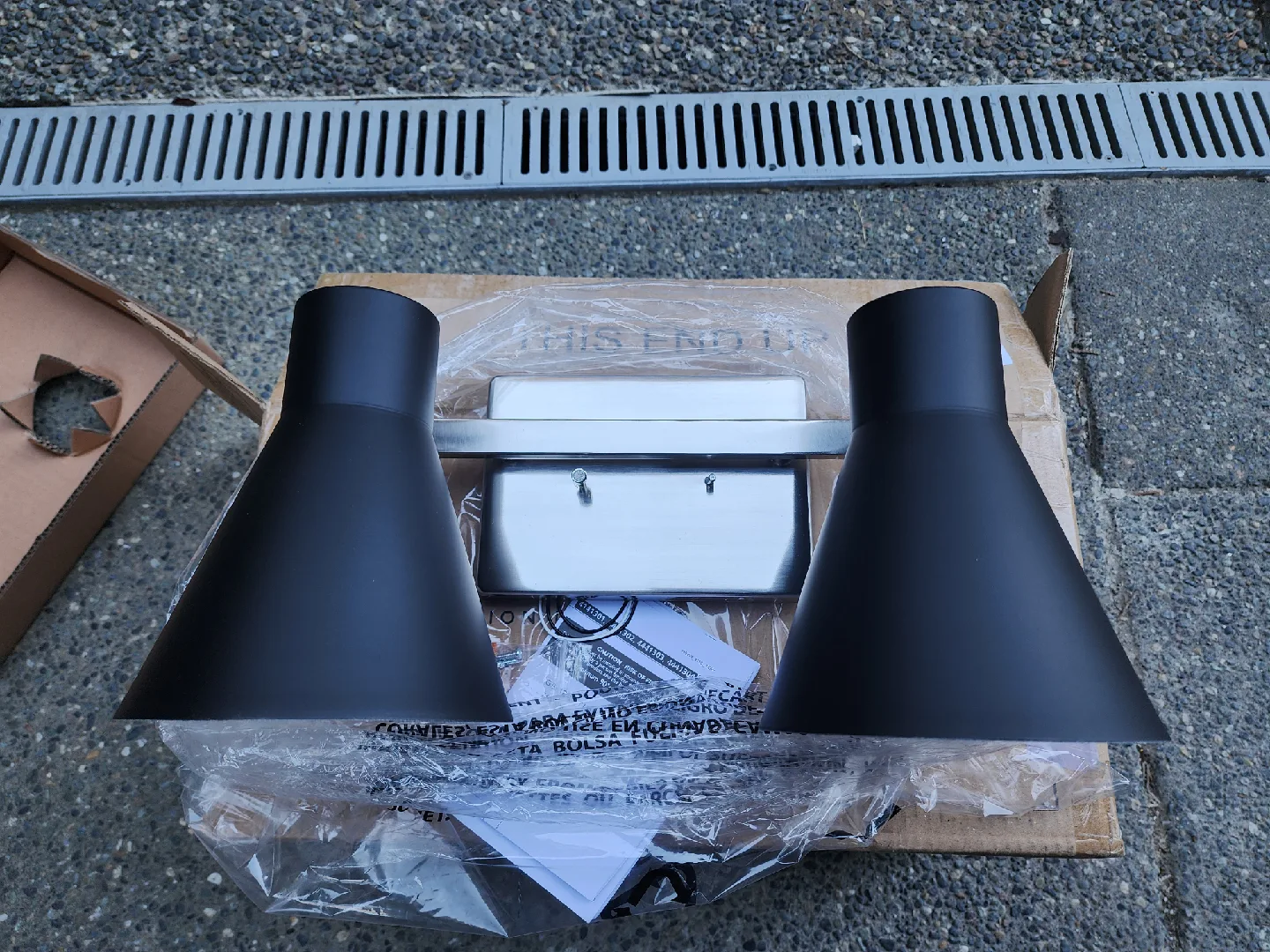 Towner two light vanity fixture - Matte Black image indicator(2)