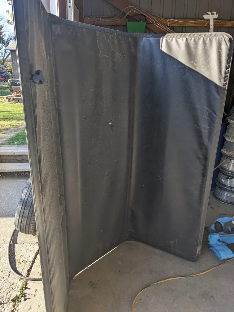 TrailFX Truck Bed Cover - Black image indicator(5)