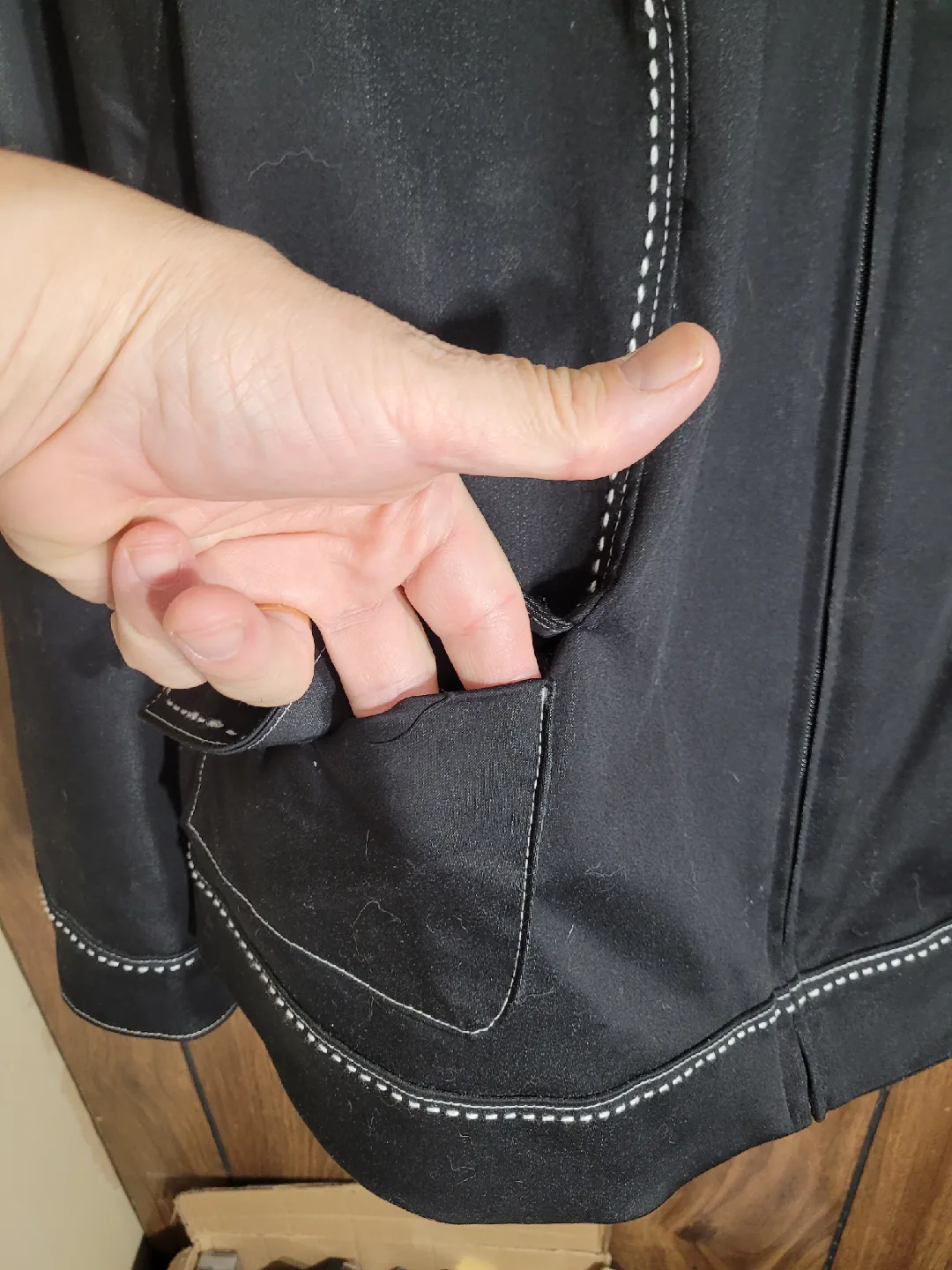 Tanjay Black Jacket - Size 12 image indicator(3)