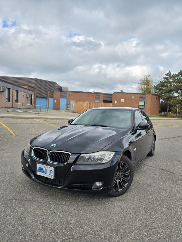 BMW 328i - Black Sedan - photo 3