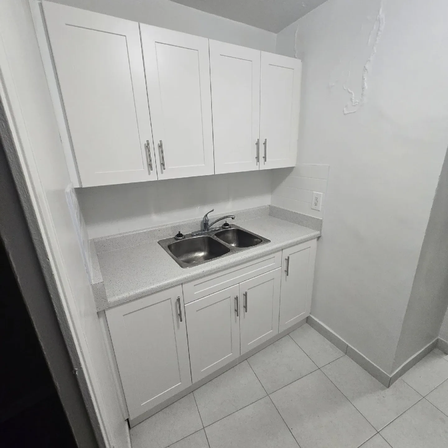 �📢 Lease Takeover – 1 Bedroom Apartment (Available Immediately!) image indicator(8)