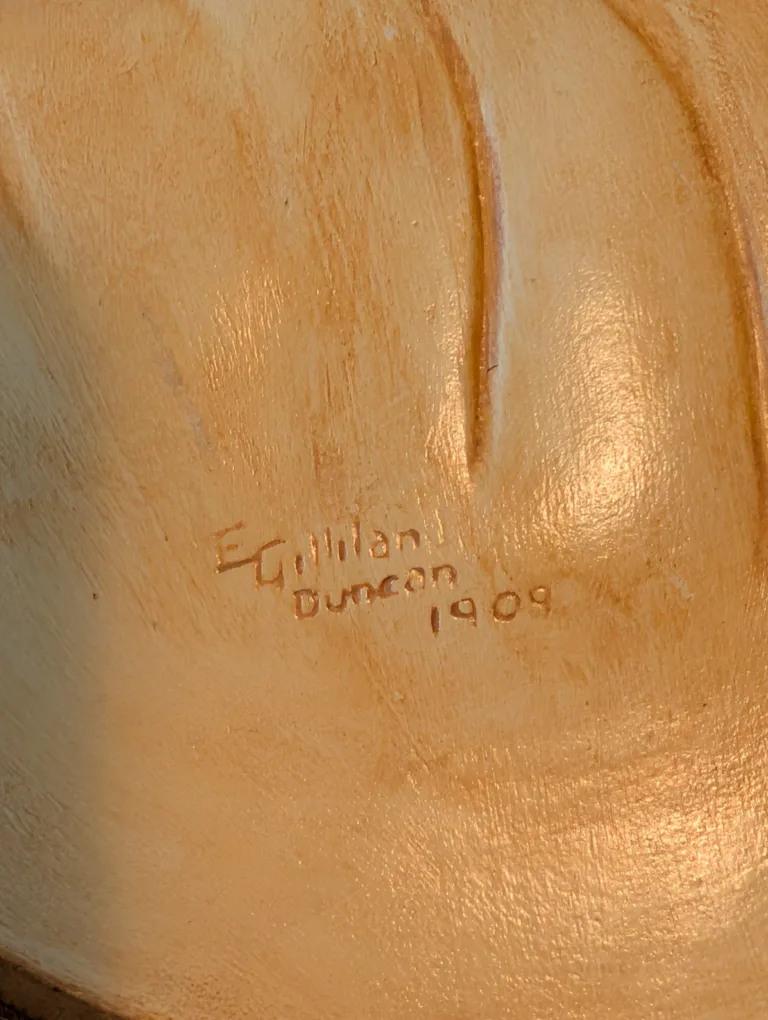 uncan Ceramic Erma Gilliland Wall Cameo image indicator(4)