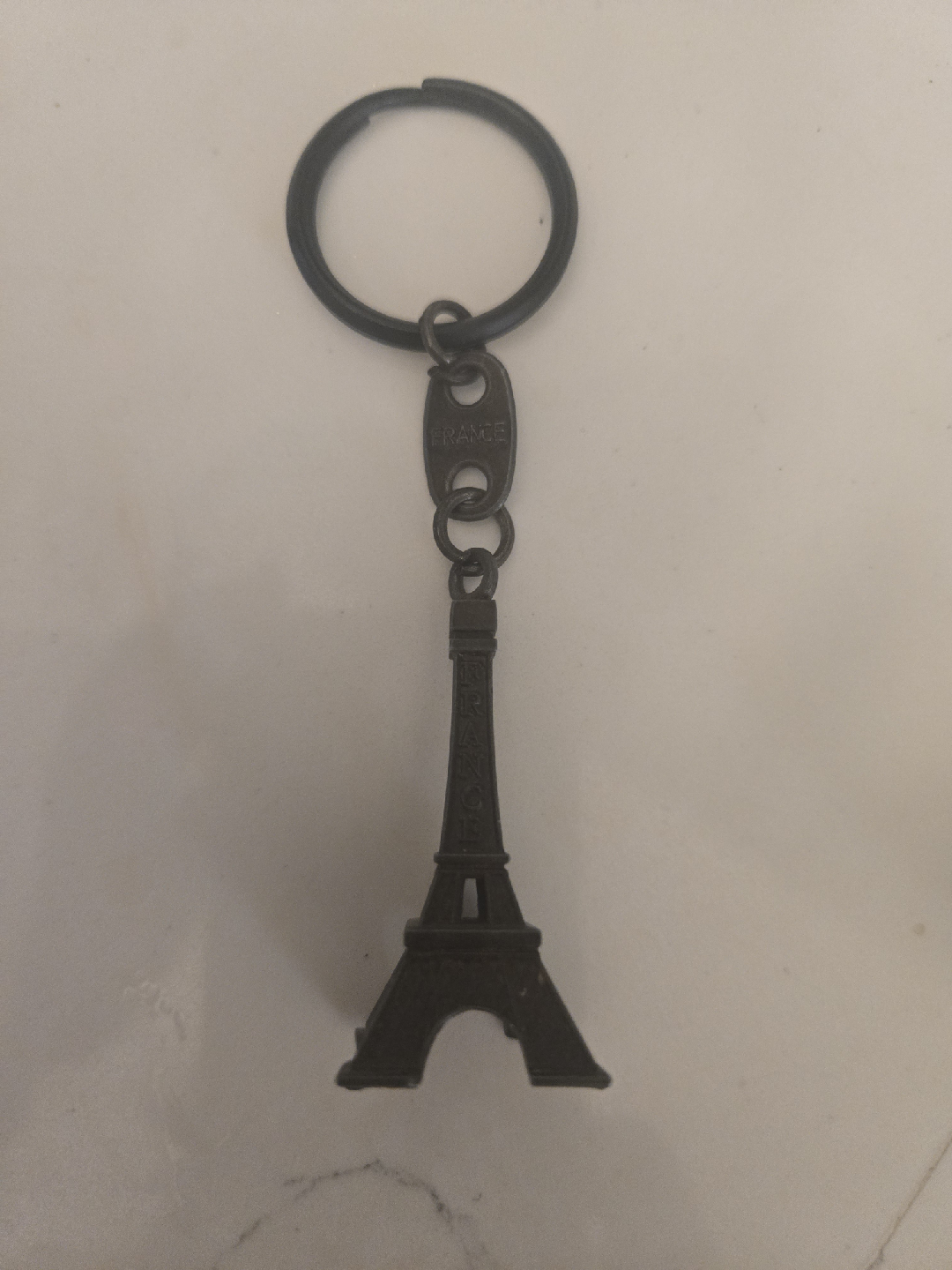 Keychains - Eiffel Tower, Snow White, Wooden Horse - photo 5