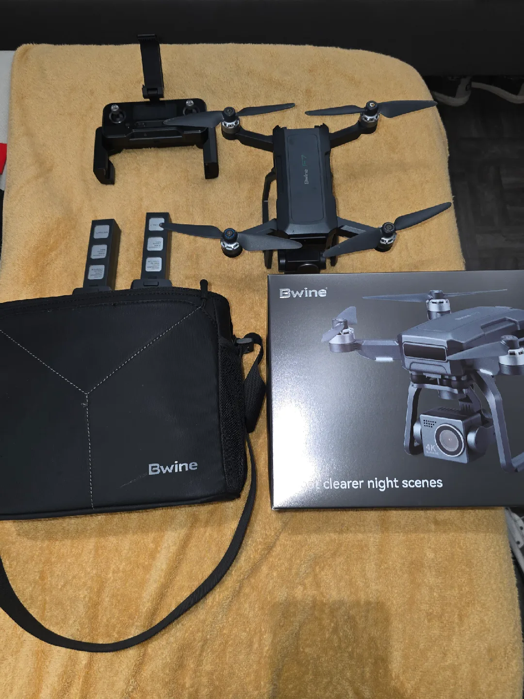 Bwine F7 Drone with Accessories image indicator(2)