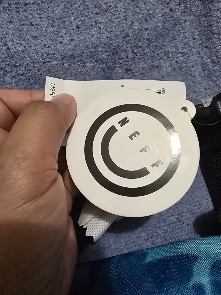 NEFF Blue Tie-Dye Sling Bag image indicator(7)