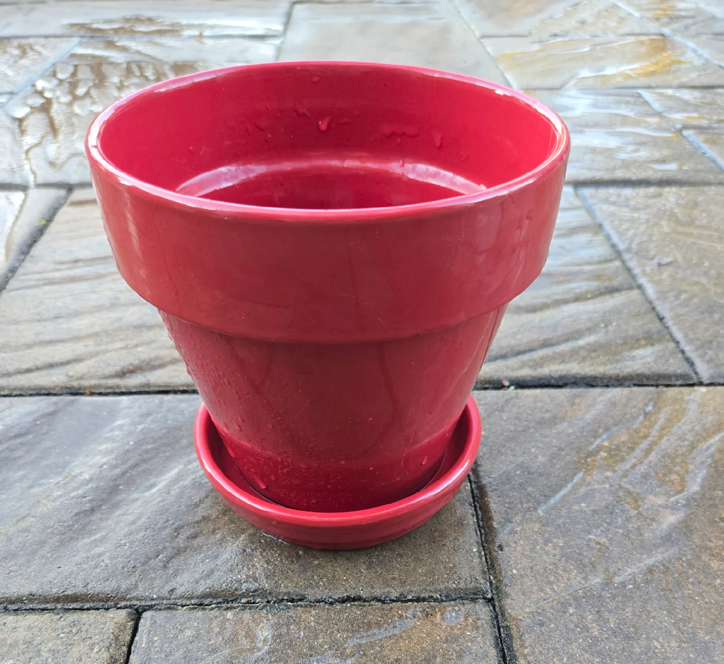 Red Ceramic Flower Pot with Saucer thumbnail