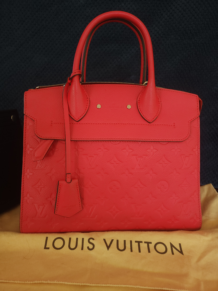 Louis Vuitton Pont Neuf MM in Poppy