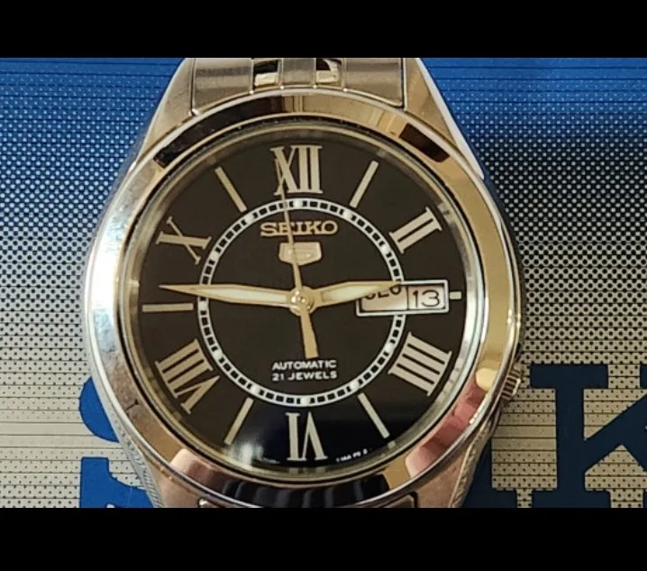 Seiko 5 Automatic 21 Jewels Watch image indicator(5)