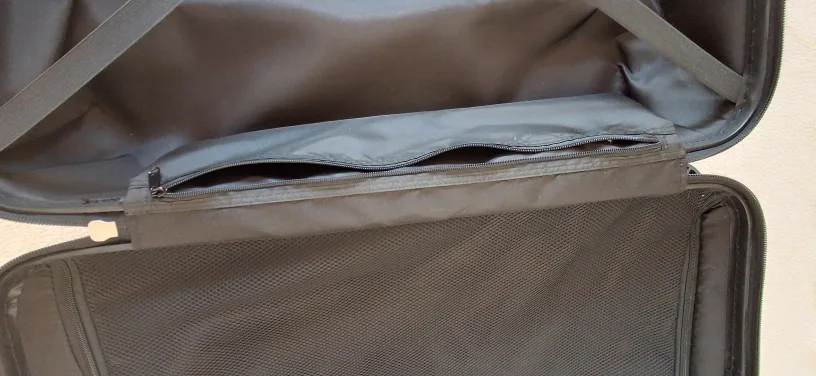 Hard Shell Carry-On Luggage - Blue image indicator(8)