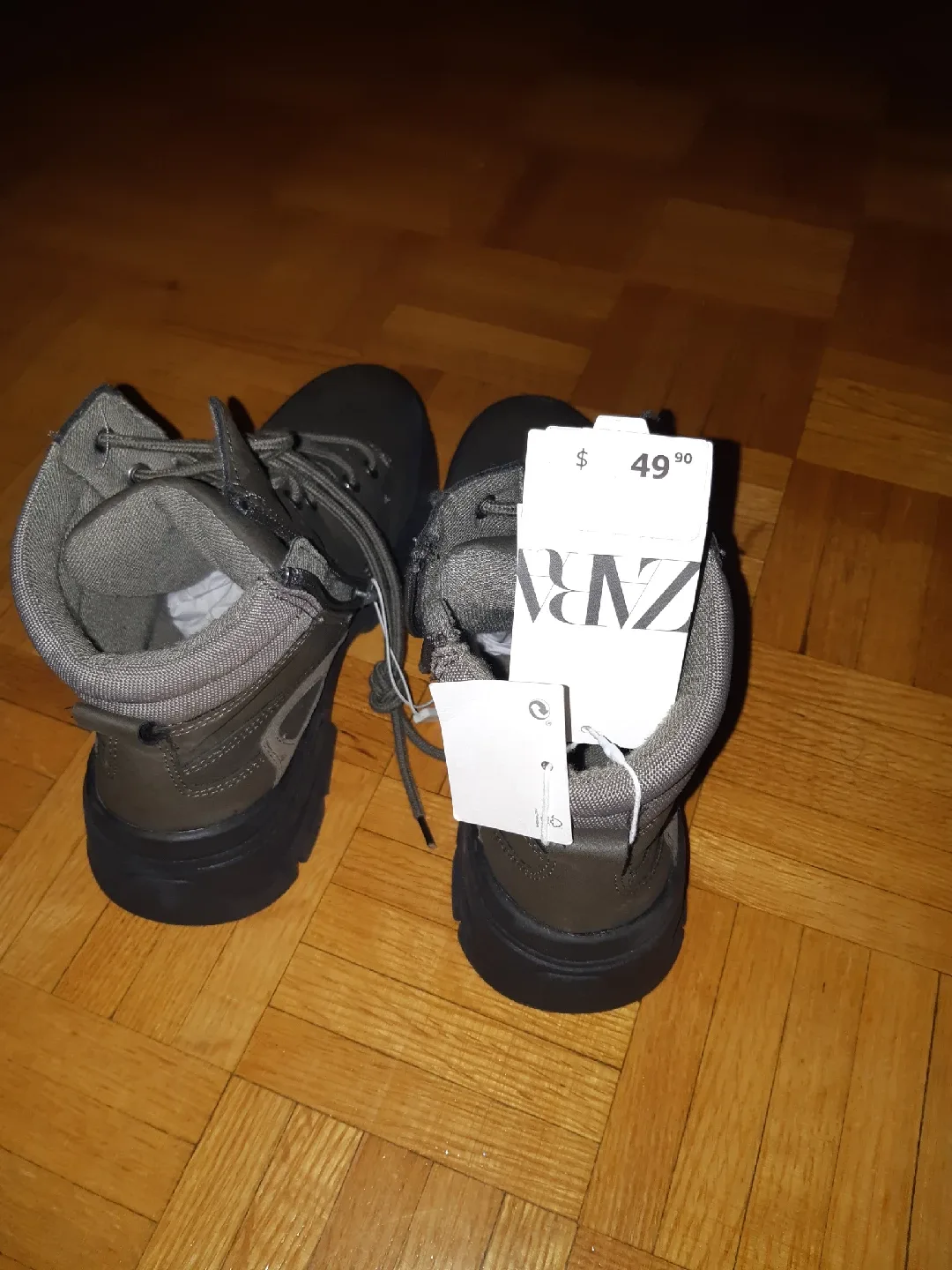 🧡 Zara Olive Green Ankle Boots - New with Tags image indicator(4)