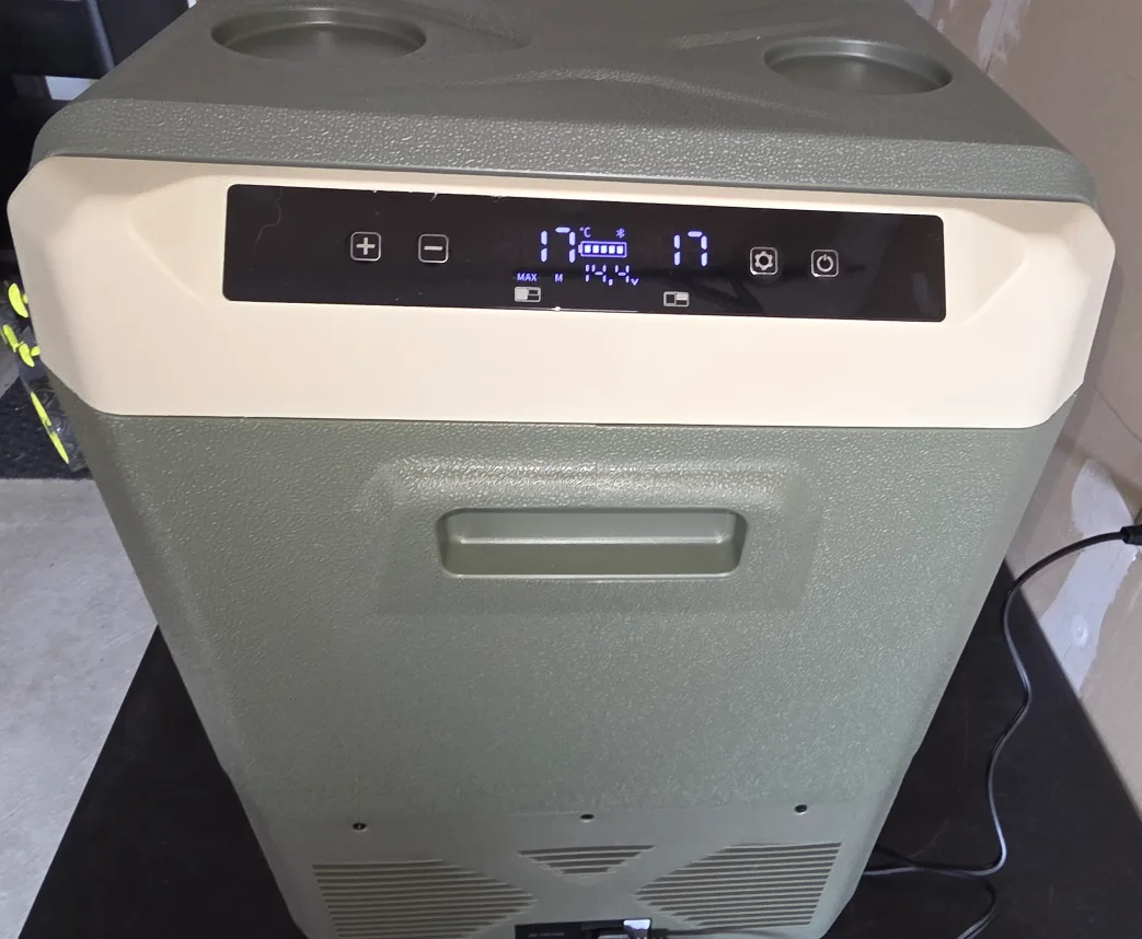 NEW IN BOX - BODEGACOOLER Portable Fridge Freezer image indicator(8)