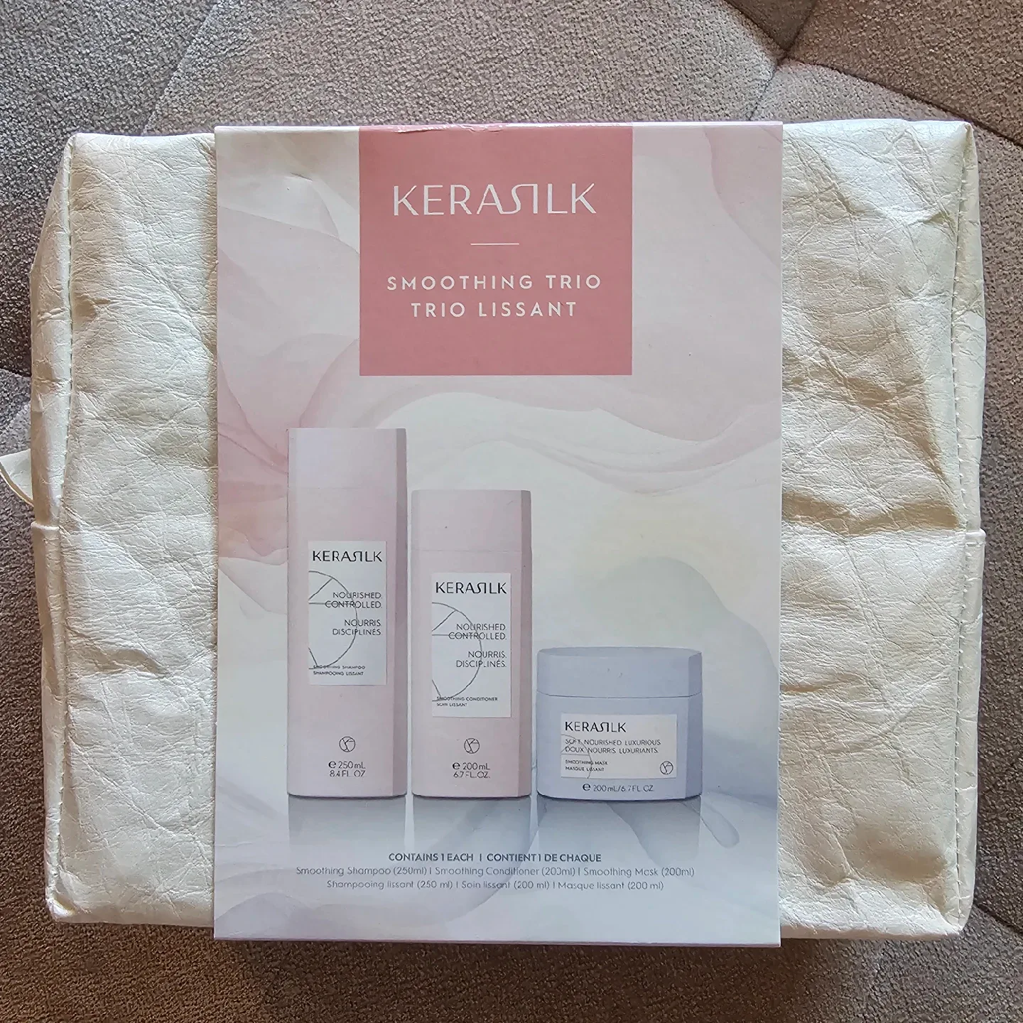 Kerasilk Smoothing Trio - Shampoo, Conditioner, Mask image indicator(2)