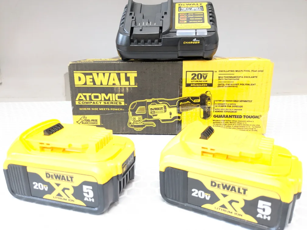 20V Max DeWalt ATOMIC Brushless Contractor Set image indicator(3)