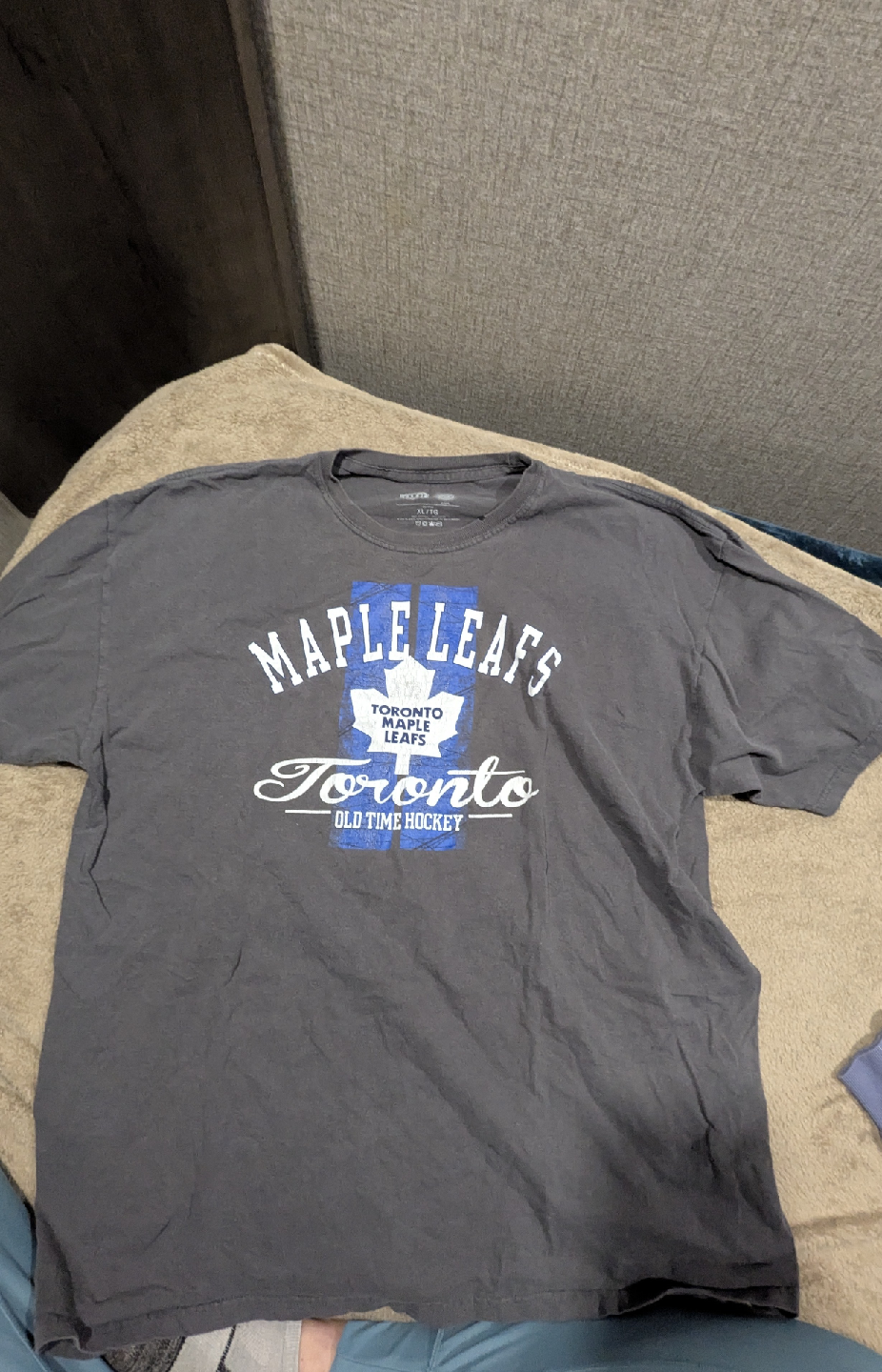 Toronto Maple Leafs Old Time Hockey XL T-Shirt
