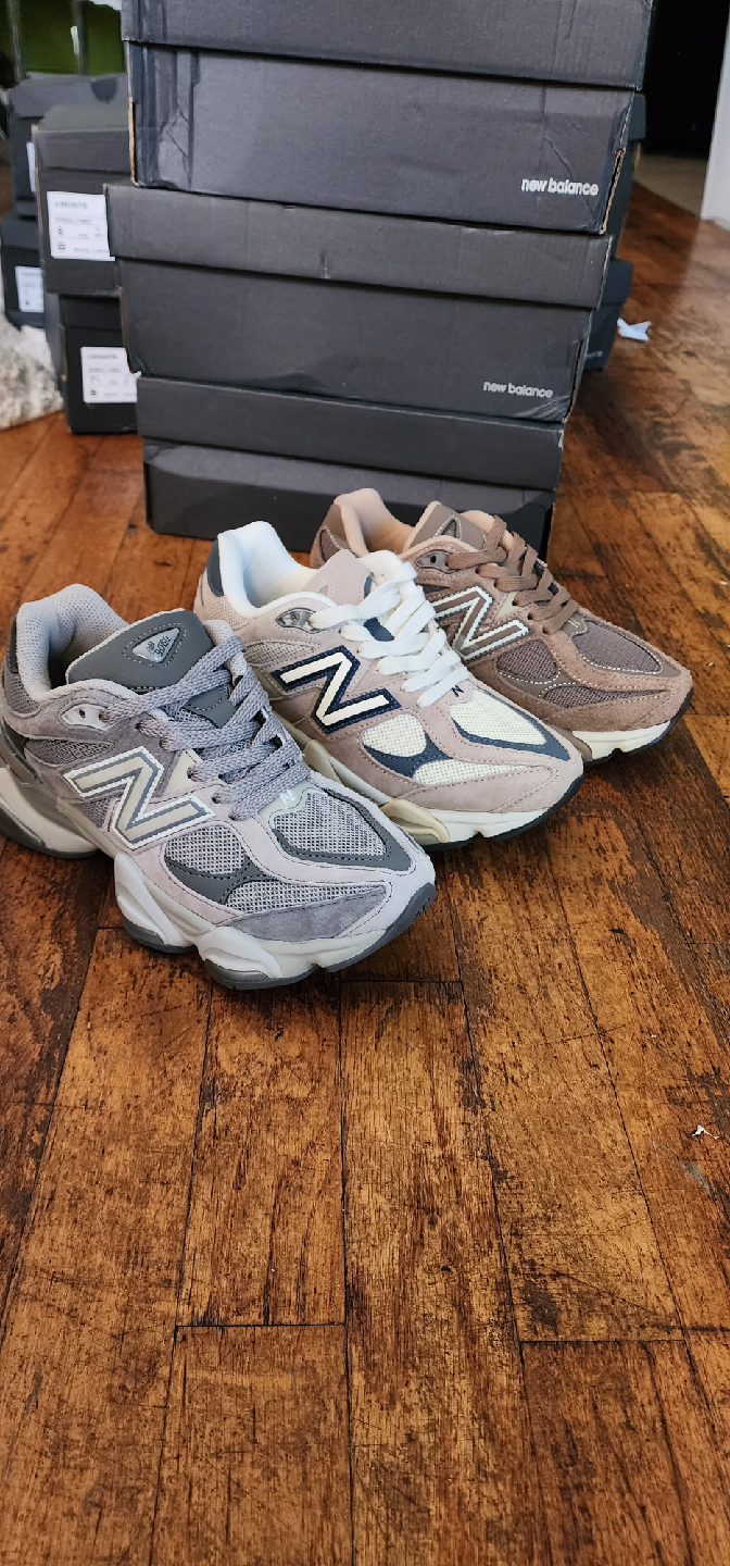 New Balance 9060 Cream/Grey / blackSneakers