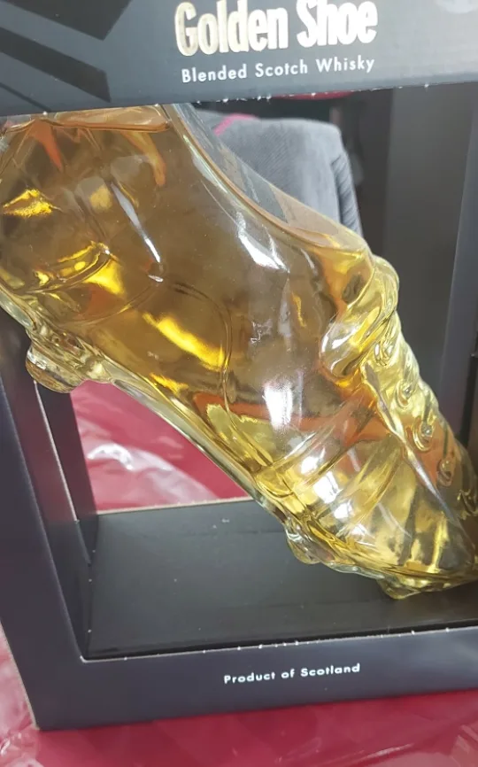 Selling Set of 3 Alcohol gift sets. New / Sealed image indicator(6)