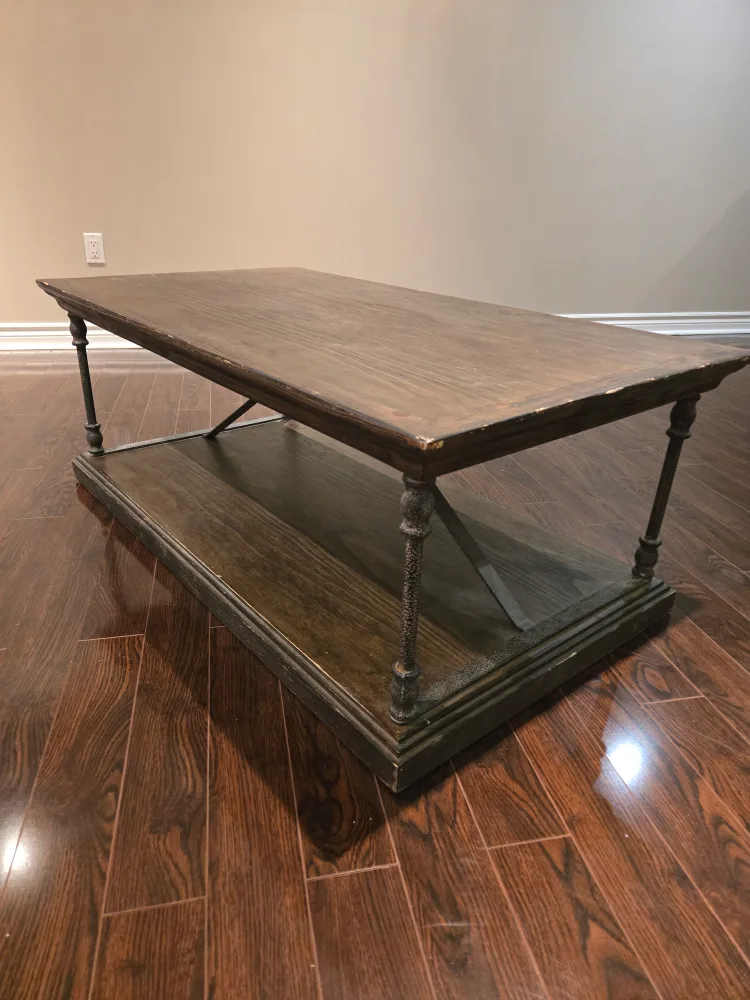 Wooden Coffee Table with Shelf image indicator(2)