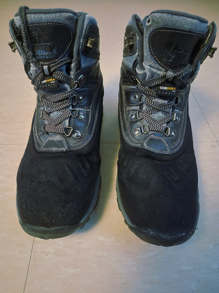 Kodiak Canada's Hiking/Snow Boots FREE image indicator(2)