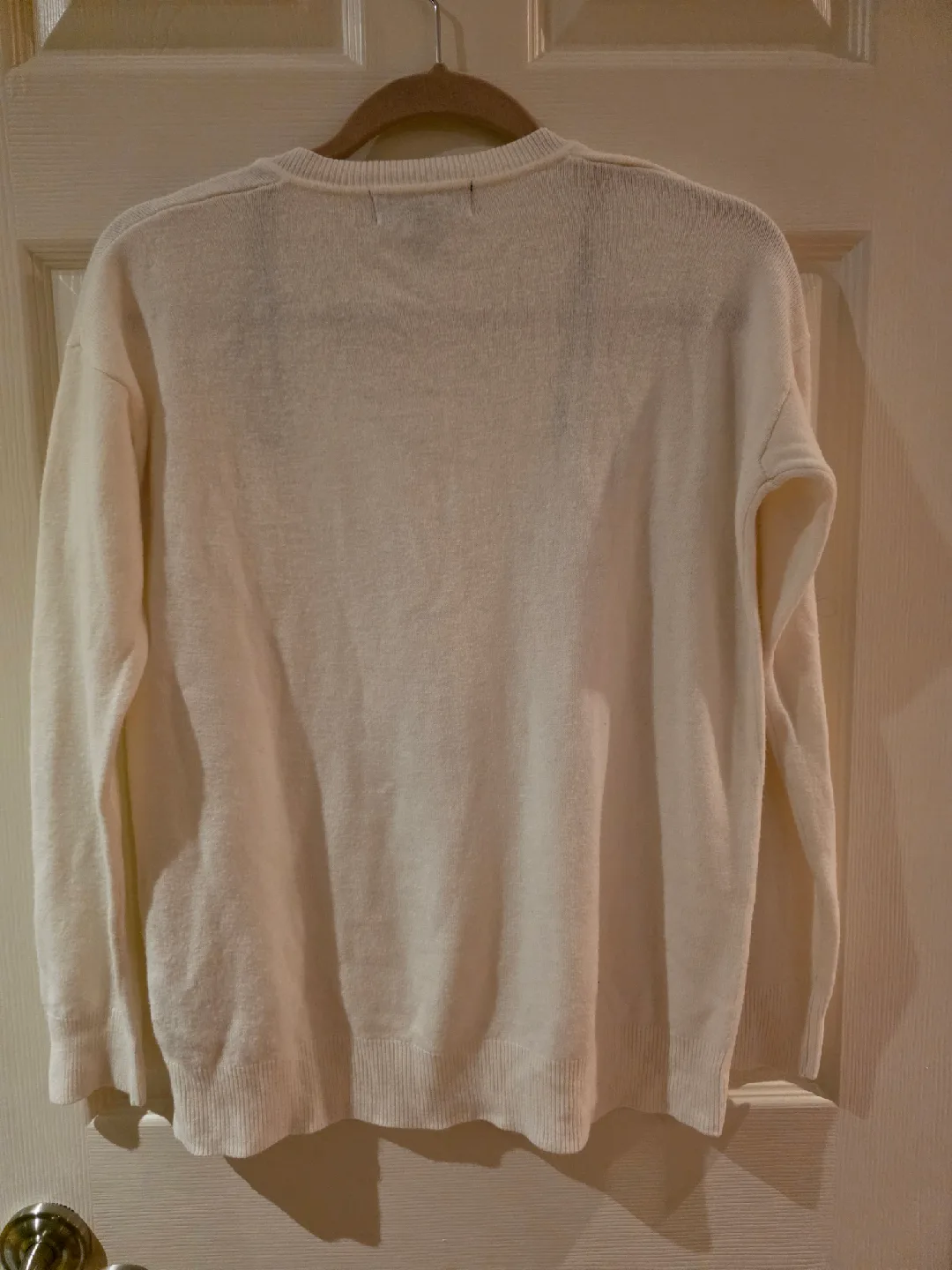 Forever 21 Cream V-Neck Sweater - Size L image indicator(3)