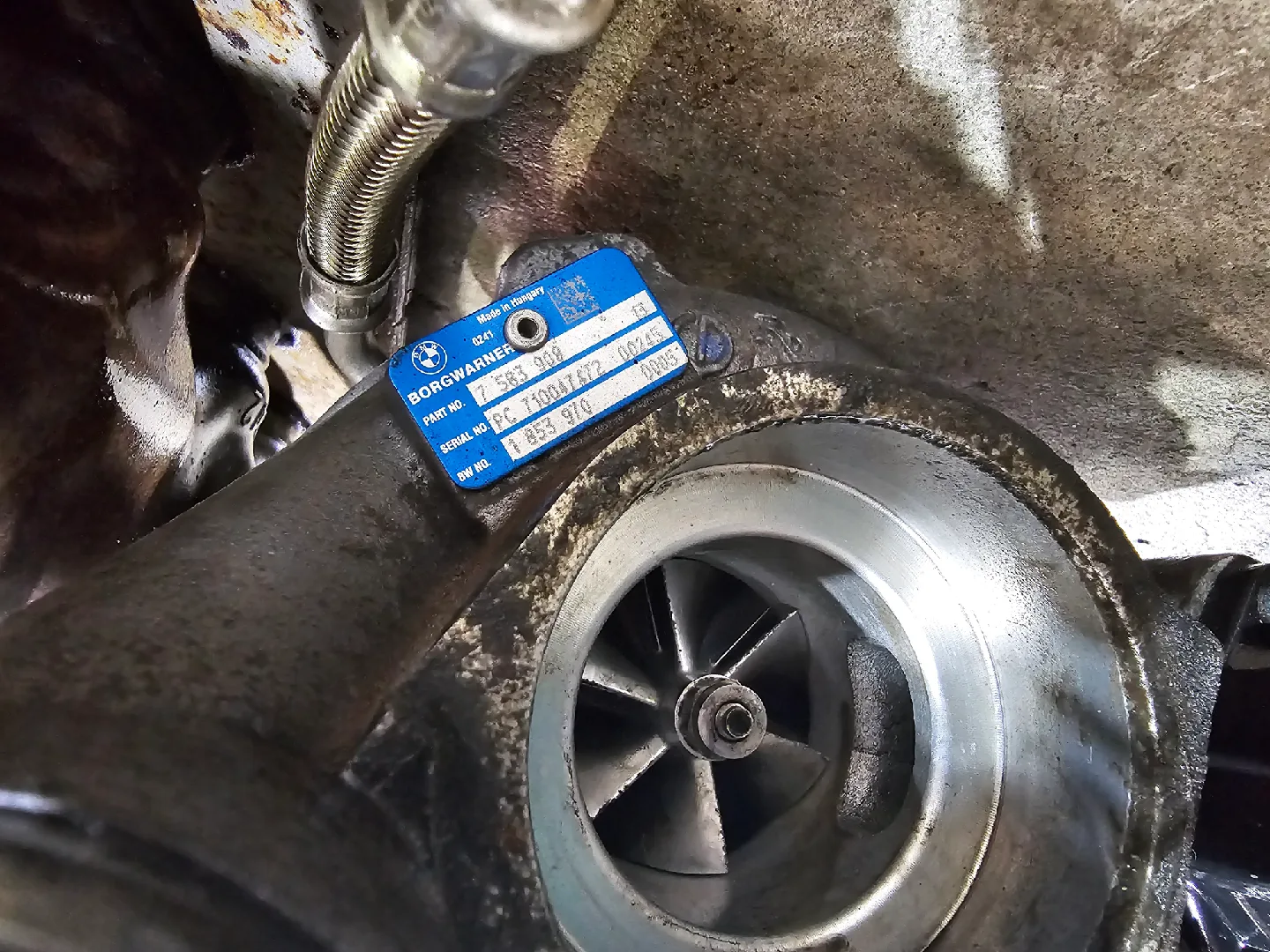 BMW BorgWarner Turbocharger 7 583 909 F10 N55 535 image indicator(2)