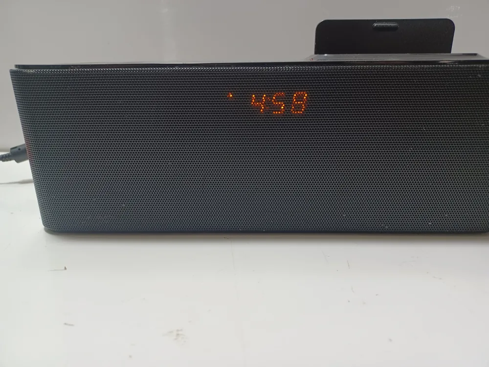 Philips Dock for Old Iphone or Ipod. Gently used image indicator(3)