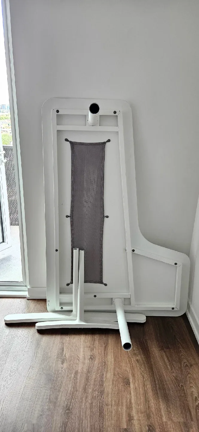 IKEA Bekant White Corner Desk - Left image indicator(3)