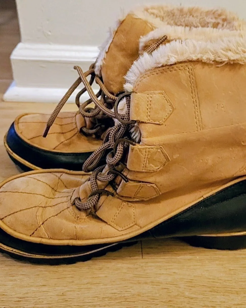 JBU Tan Winter Boots image indicator(2)