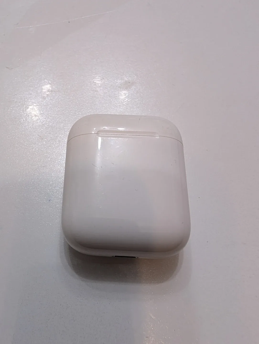 Apple AirPods Charging Case image indicator(2)