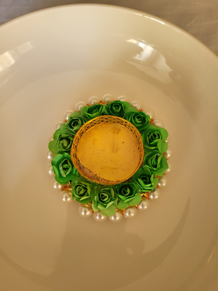 Decorative Candle Holder with Roses and Pearls - photo 2