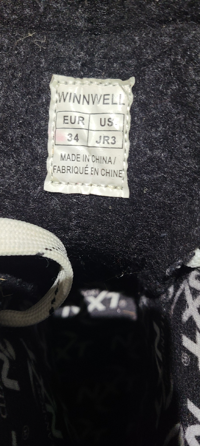 Winnwell XT Lite Jr3 Ice Skates - photo 2