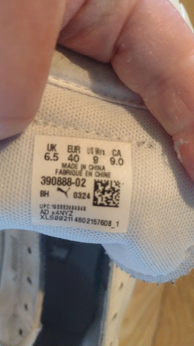 Puma White Sneakers - Women's Size 9 image indicator(4)