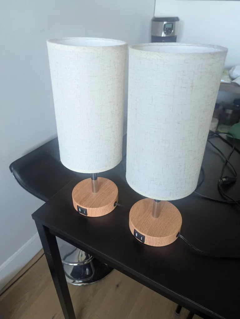 Set of 2 USB Bedside Lamps 💡 image indicator(3)