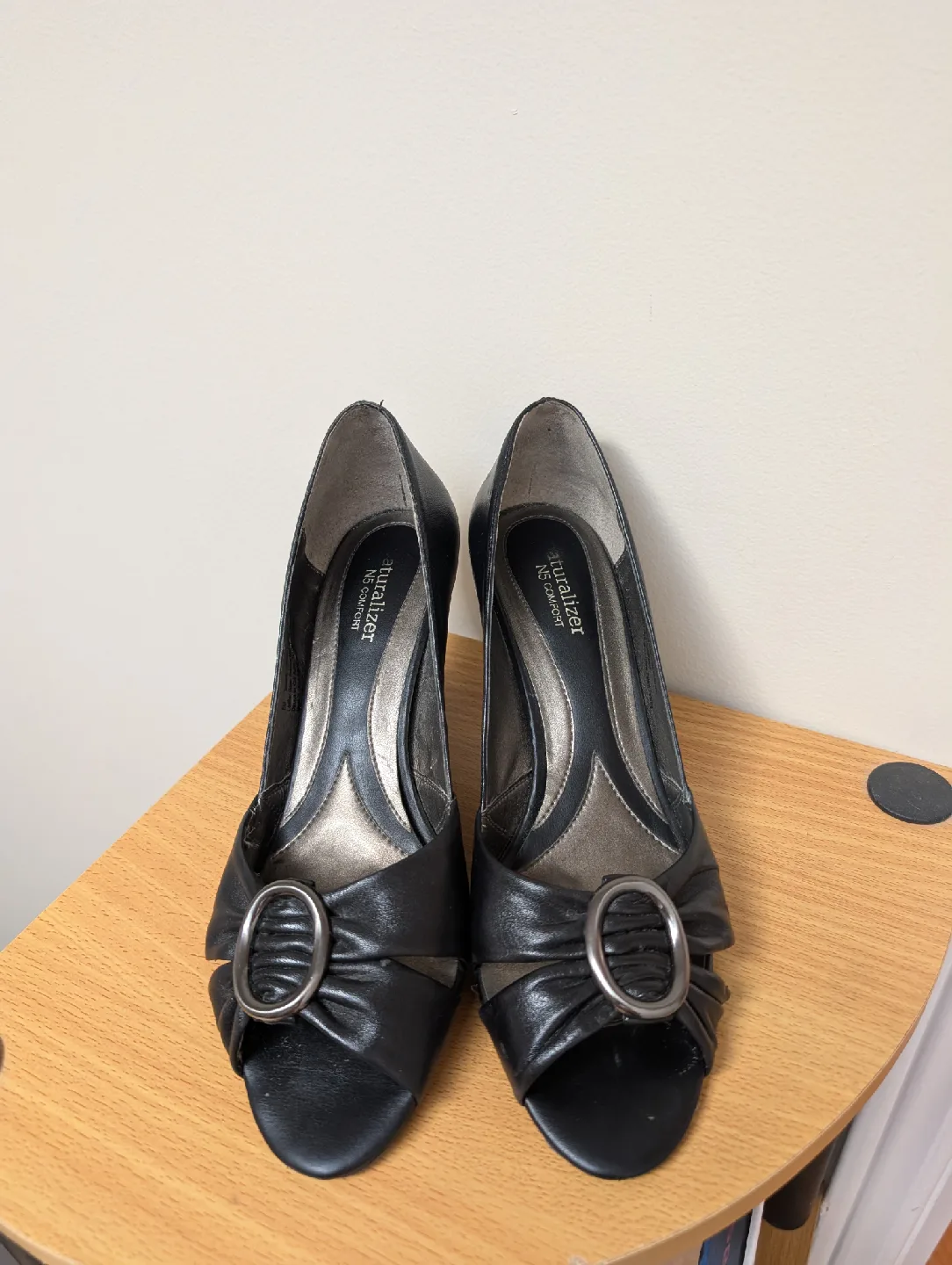 Naturalizer Black Heels - Size 8M🧡 thumbnail