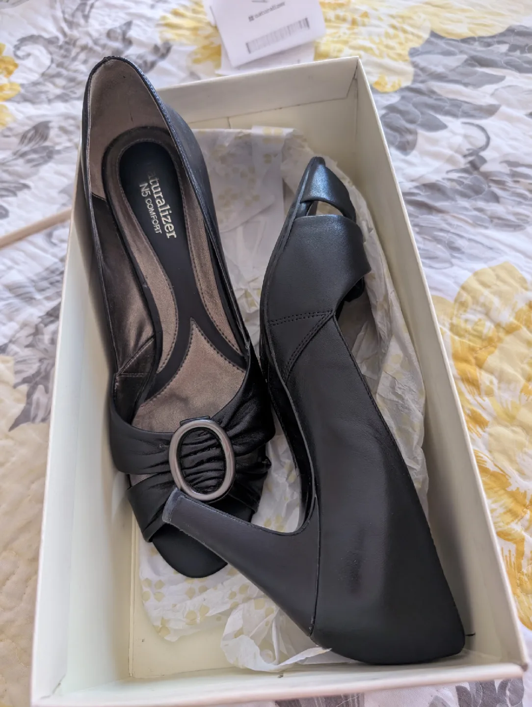 Naturalizer Black Heels - Size 8M🧡 image indicator(5)