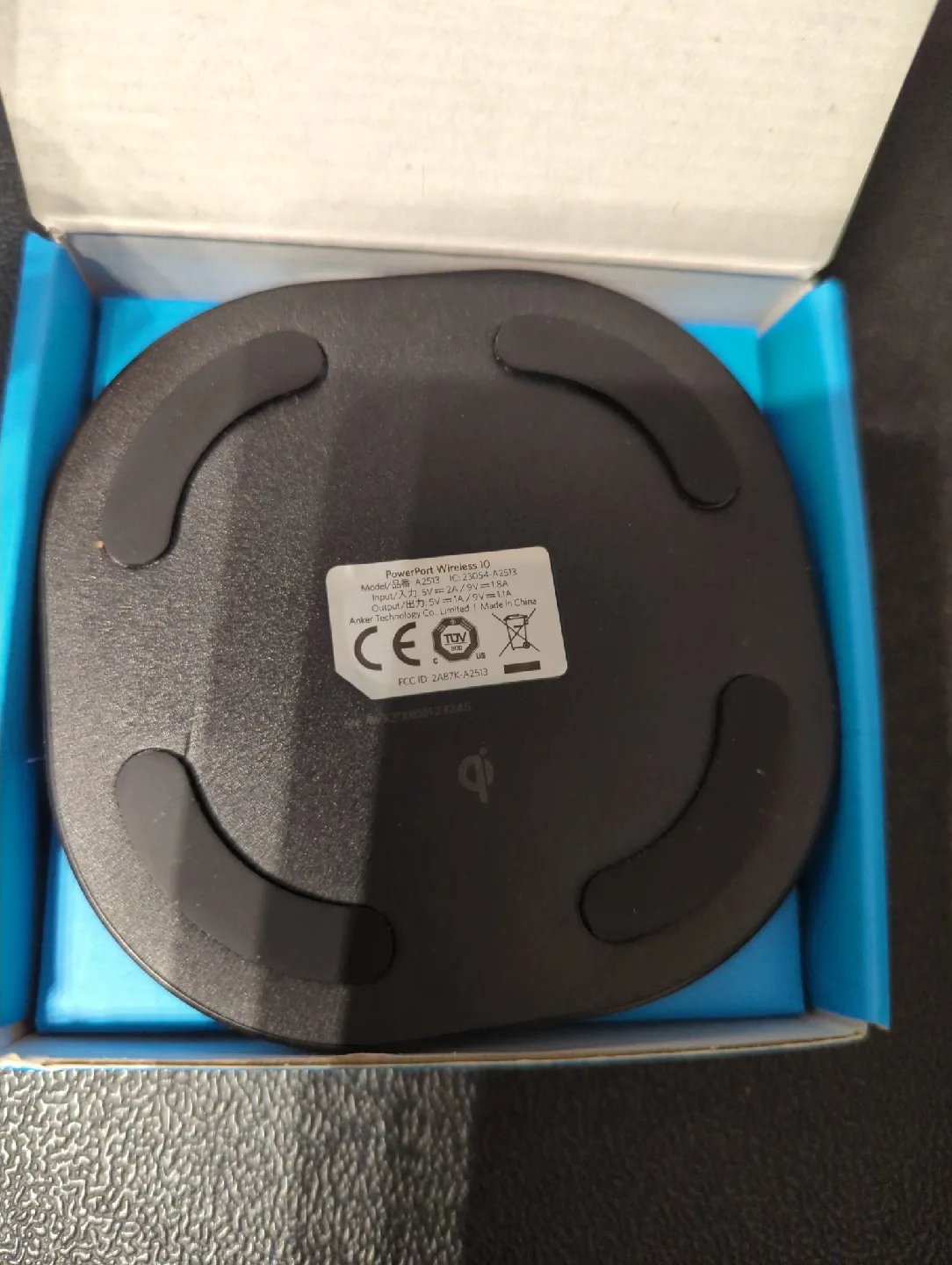 Anker PowerPort Wireless 10 Charger image indicator(3)